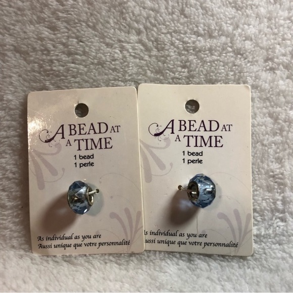 FINAL SALE- LEAVING CLOSET-NO FURTHER DISCOUNTS - Picture 8 of 13